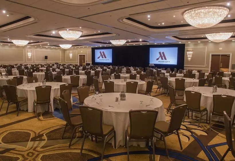 Otel Teaneck Marriott At Glenpointe