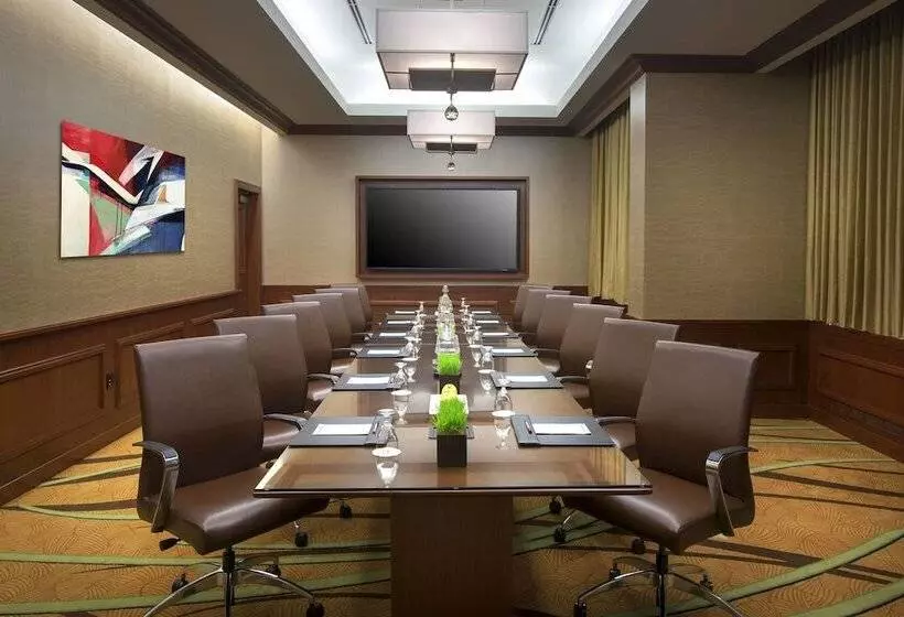 Otel Teaneck Marriott At Glenpointe