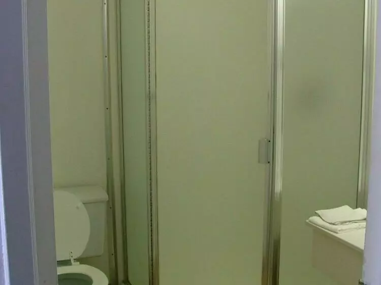 호텔 American Budget Inn And Suites Modesto