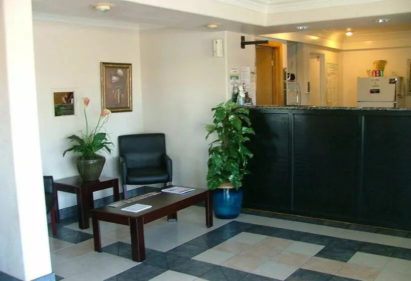 호텔 American Budget Inn And Suites Modesto