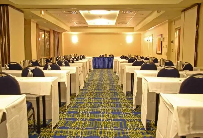 ホテル Wyndham Atlanta Perimeter