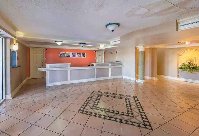 Motel 6grand Prairie, Tx  Interstate 30