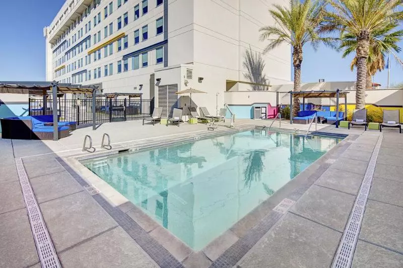 Hotel Aloft Tucson University