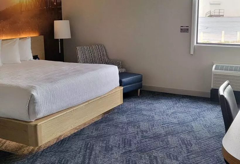 هتل Best Western Plus Butte Plaza Inn