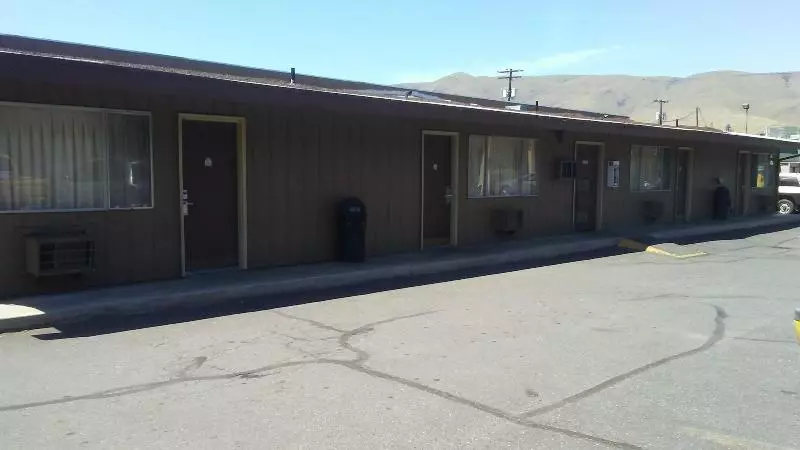 هتل Cedars Inn Lewiston