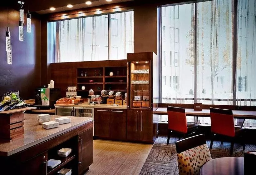 酒店 Columbus Airport Marriott