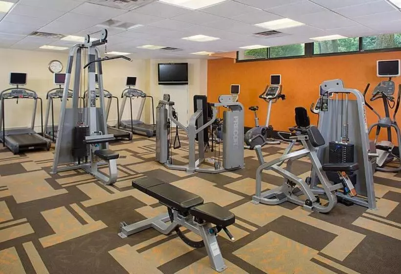 Отель Courtyard Montvale