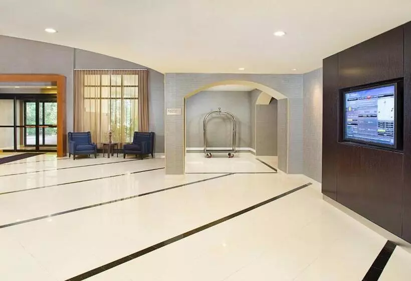 Отель Courtyard Montvale