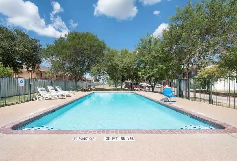 فندق Days Inn By Wyndham Bryan College Station