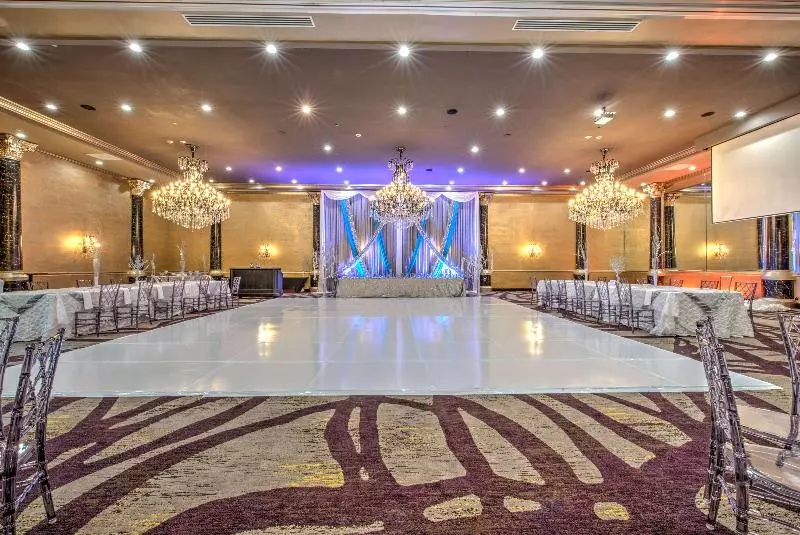 Hotelli Doubletree By Hilton Houston Brookhollow