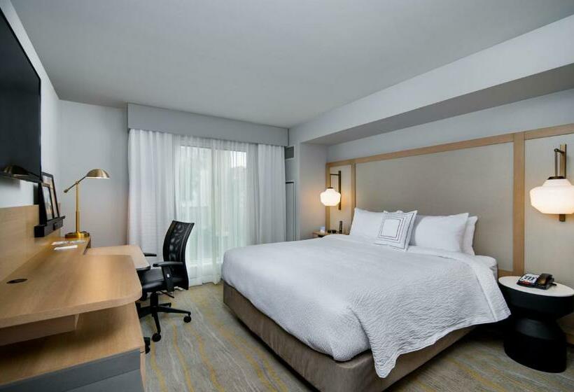 هتل Fairfield Inn & Suites Fort Worth Downtown/convention Center