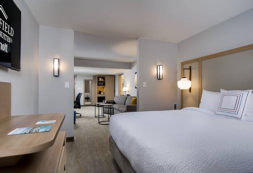 هتل Fairfield Inn & Suites Fort Worth Downtown/convention Center