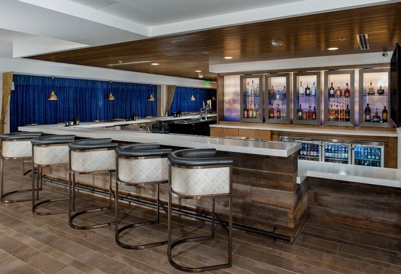 هتل Fairfield Inn & Suites Fort Worth Downtown/convention Center