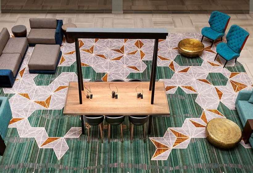 Hotel Hilton Appleton Paper Valley