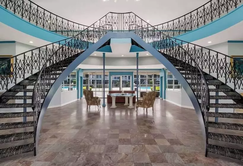 호텔 Rodeway Inn Conference Center