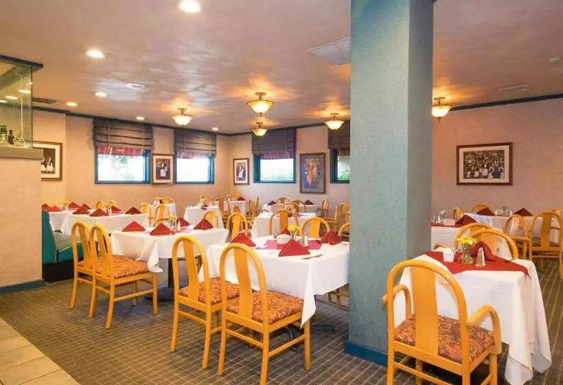 酒店 Oakland Airport Executive