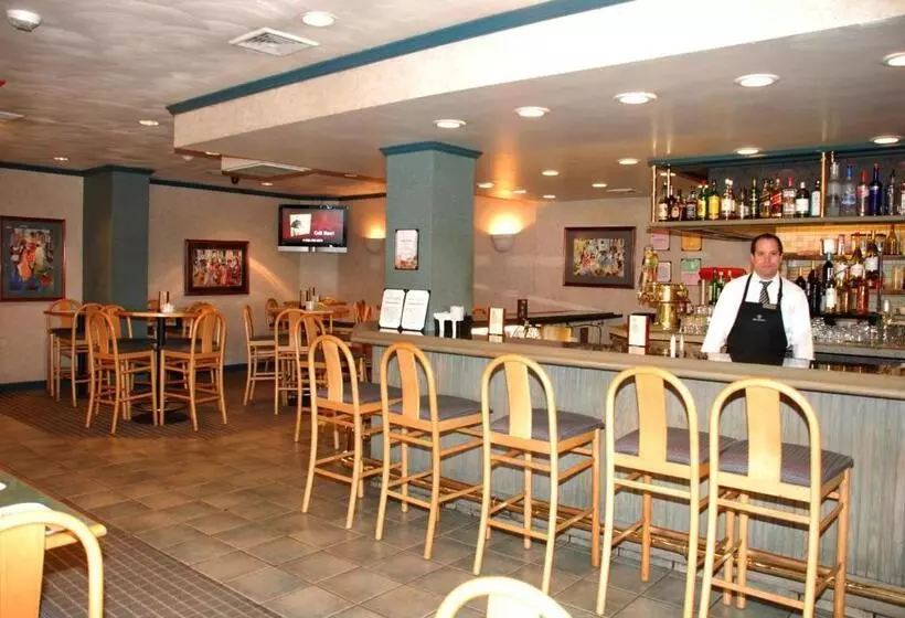 酒店 Oakland Airport Executive