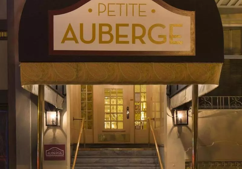 호텔 Petite Auberge