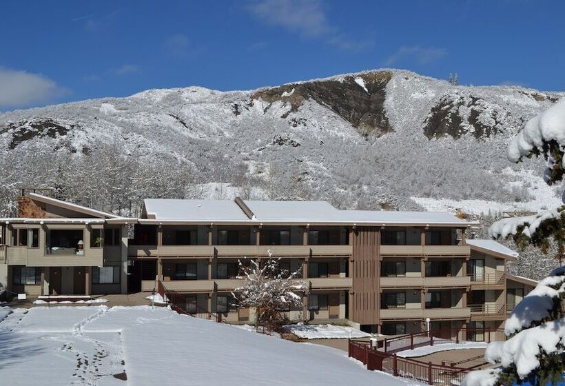 فندق Pokolodi Lodge