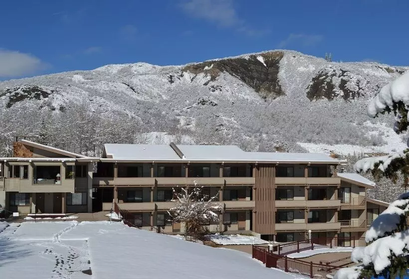 호텔 Pokolodi Lodge