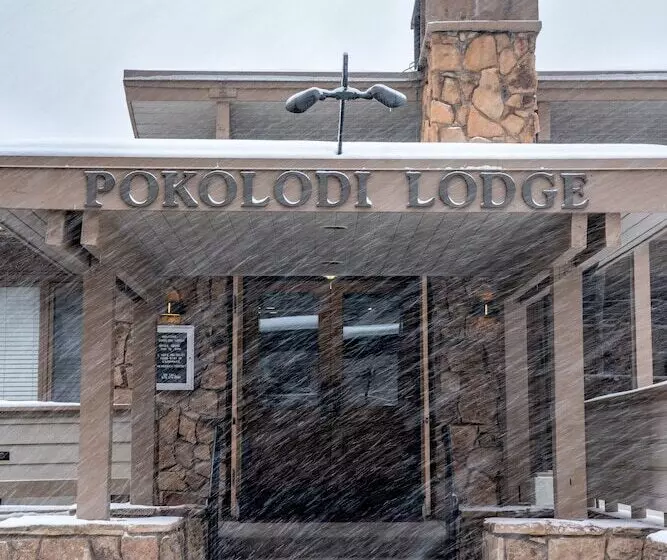 호텔 Pokolodi Lodge