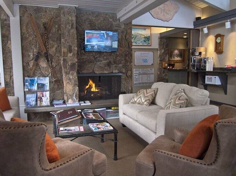 فندق Pokolodi Lodge