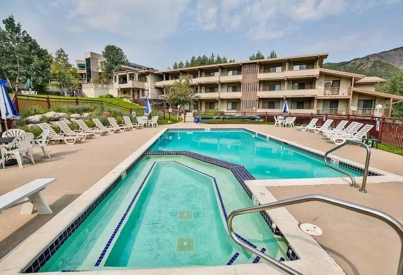 호텔 Pokolodi Lodge