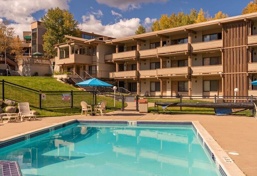 فندق Pokolodi Lodge