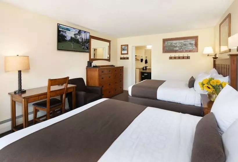 호텔 Pokolodi Lodge