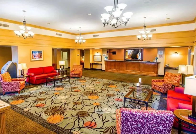 호텔 Quality Inn And Conference Center Greeley Downtown