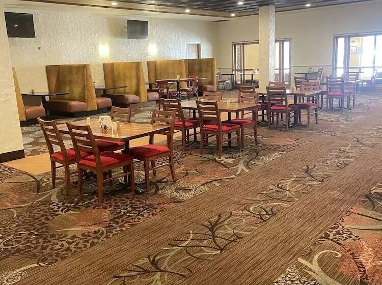 호텔 Quality Inn And Conference Center Greeley Downtown