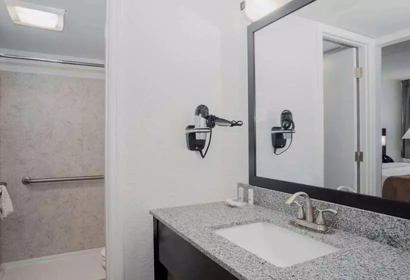 فندق Quality Inn Miami South