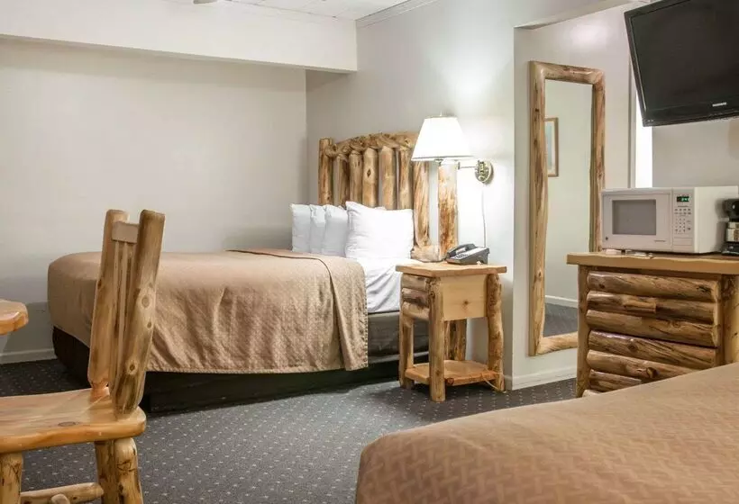 Otel Quality Inn & Suites Beachfront