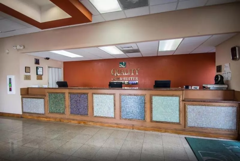 فندق Quality Inn & Suites Eastgate Kissimmee