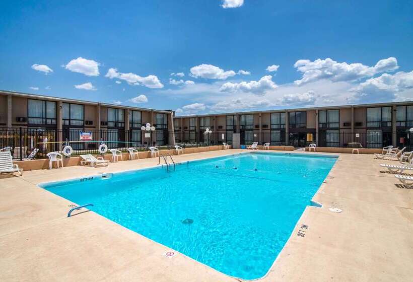 فندق Quality Inn