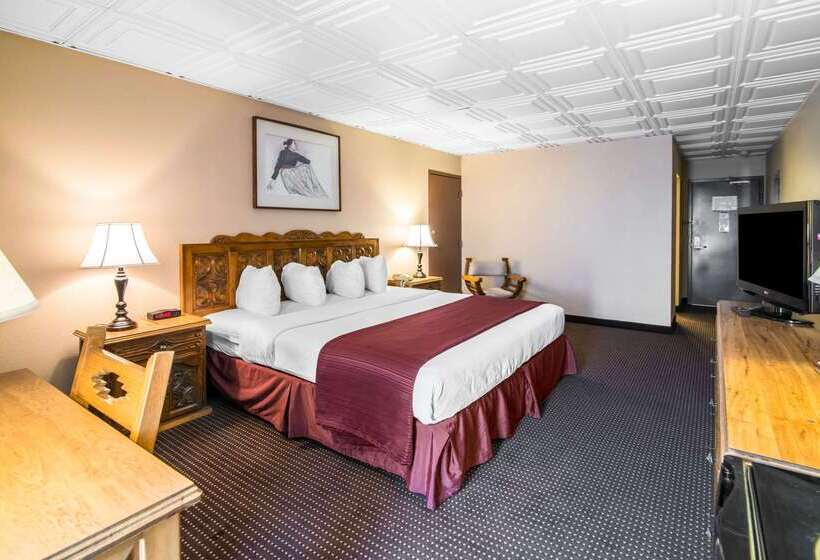 فندق Quality Inn