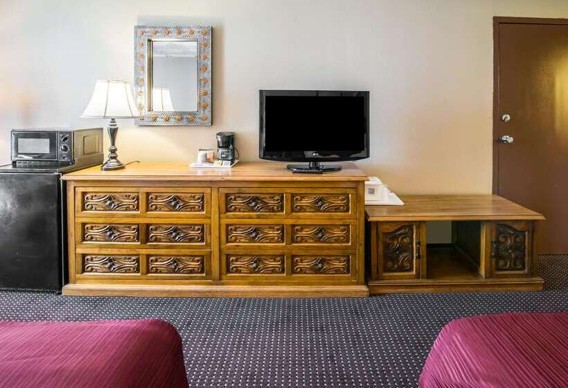 فندق Quality Inn