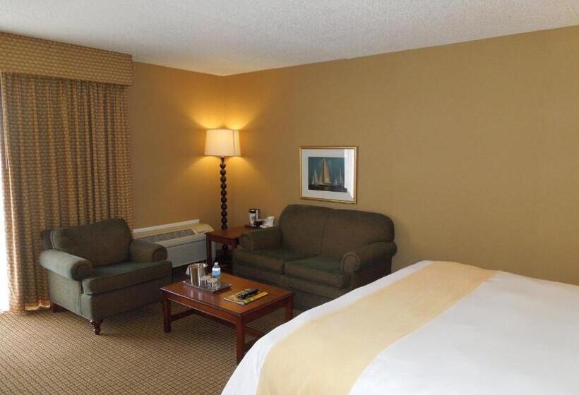 فندق Rl Cleveland Airport West