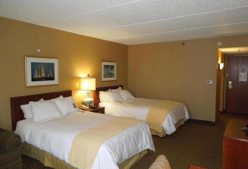 فندق Rl Cleveland Airport West