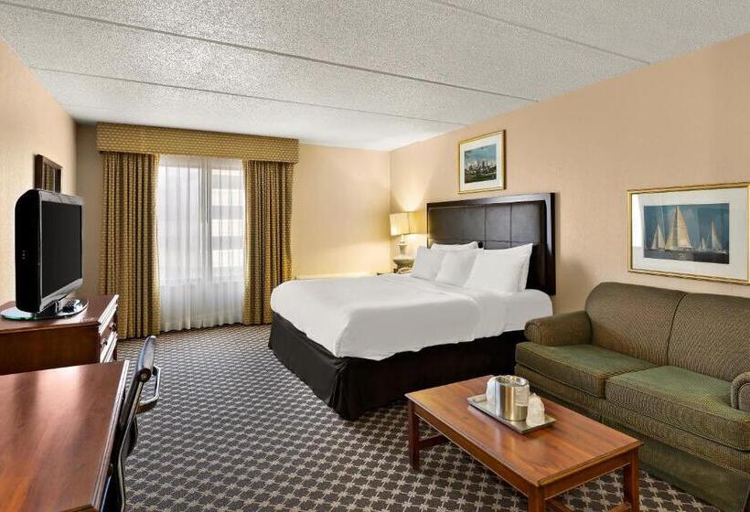 فندق Rl Cleveland Airport West