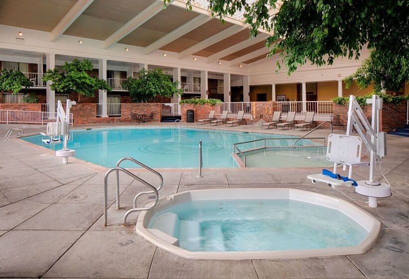 Red Lion Hotel Pocatello