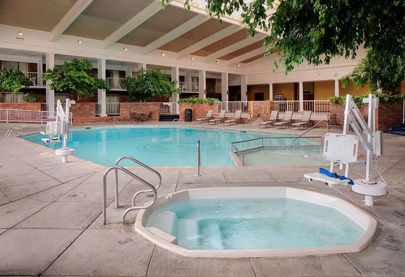 Red Lion Hotel Pocatello