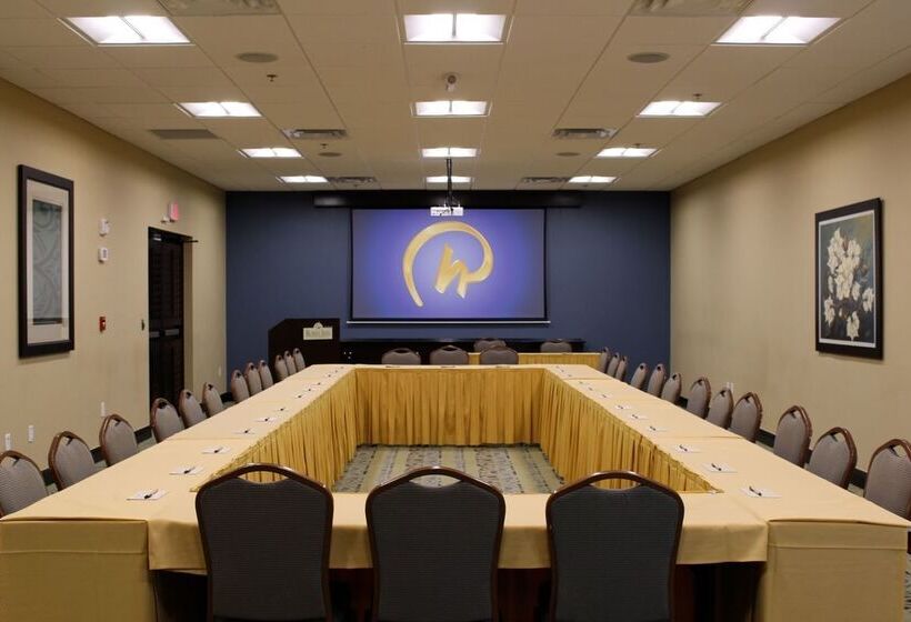 Отель Rosen Inn at Pointe Orlando