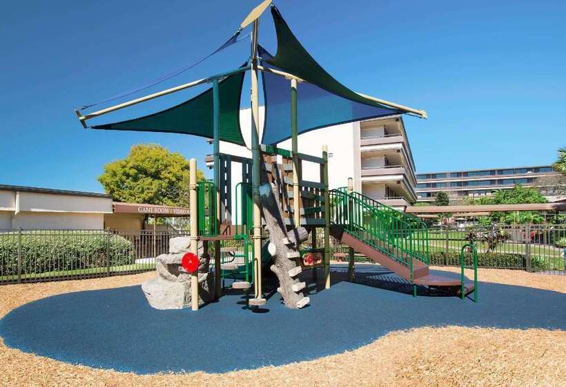 Отель Rosen Inn at Pointe Orlando