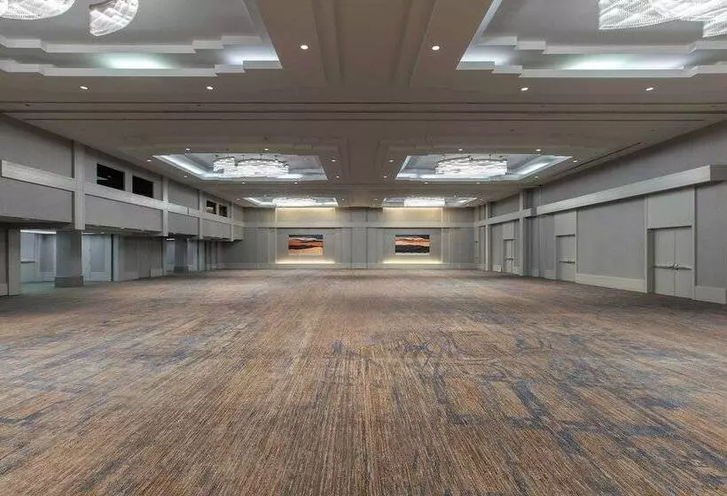 فندق The Westin Chicago River North