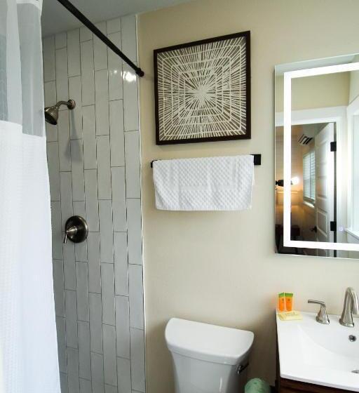 فندق على الطريق Pelican Post At Anna Maria Island Inn