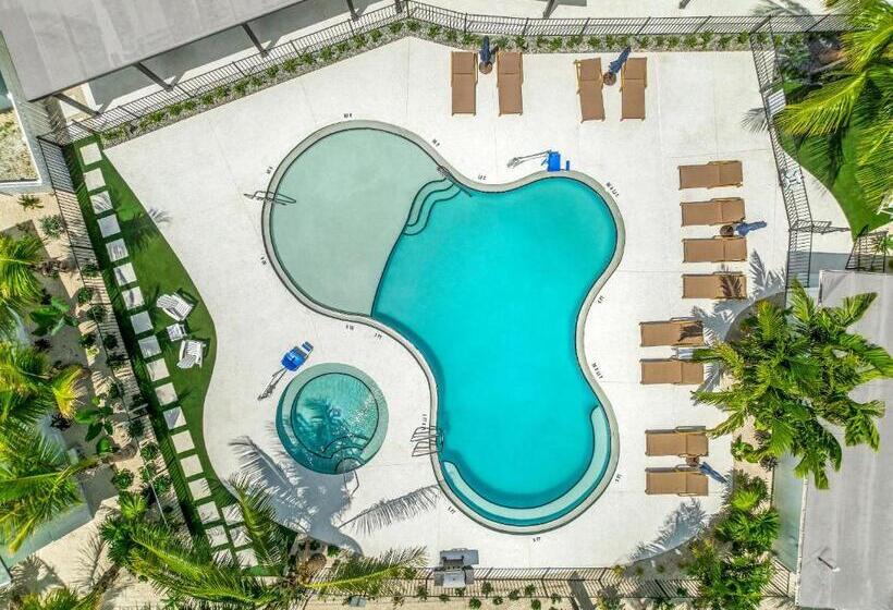 فندق على الطريق Pelican Post At Anna Maria Island Inn