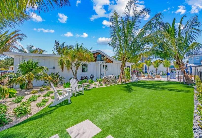 فندق على الطريق Pelican Post At Anna Maria Island Inn