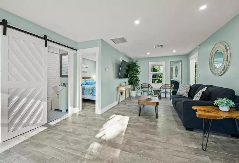 Motel Pelican Post At Anna Maria Island Inn