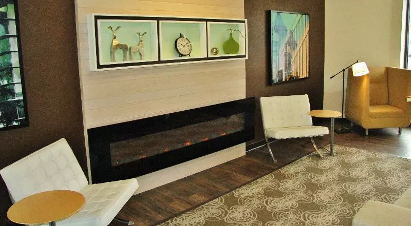 Szálloda Holiday Inn Greensboro Coliseum, An Ihg